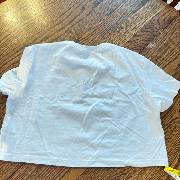 Nike Celtics Loose Fit Tee - Picture 4 of 4